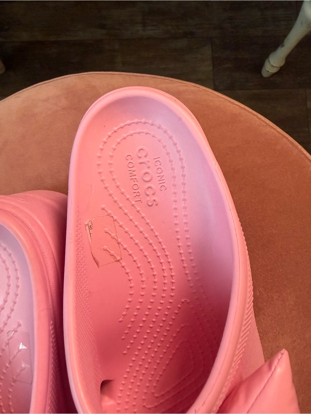 CROCS Pink Platform Bow Clogs - Picture 2 of 6